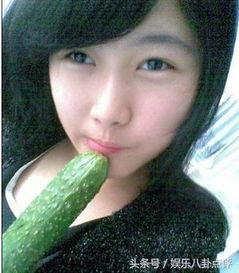 在山上吃瓜美女,邂逅美丽食光