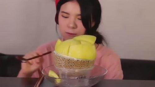 女人吃冰瓜,女人吃冰瓜的养生之道